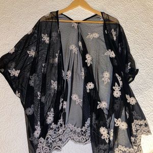 Black Kimono w/ White flower detailing
